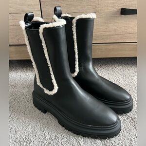 Express black shearling boots size 9 new with tags